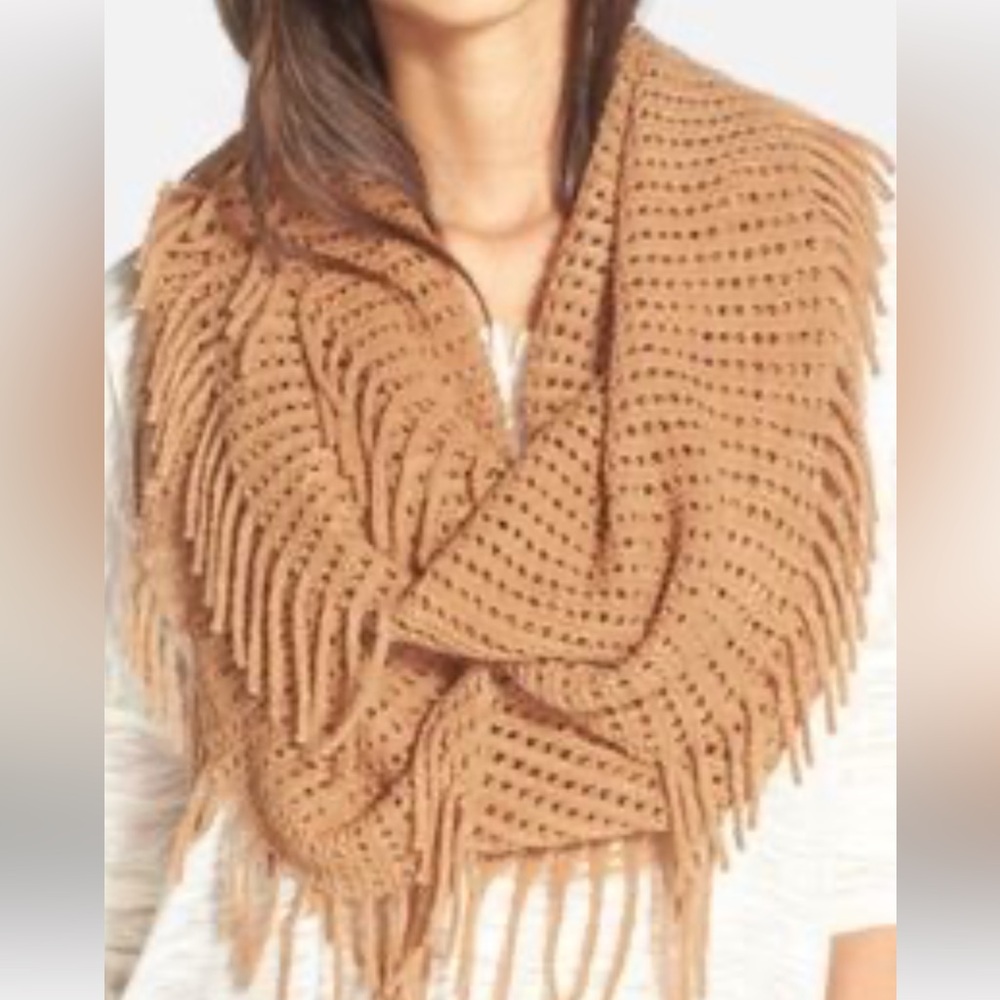 BP NWT infinity open crochet scarf in camel